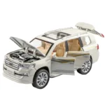 1:32 Toyota Land Cruiser prado Diecast Model Car - Image 3