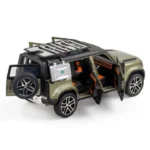 1:24 Land Rover Defender Die-Cast Model Car - Image 6