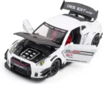 Nissan GTR 1:24 Scale Diecast Model Car Toy, Alloy Metal Pull Back Car - Image 2